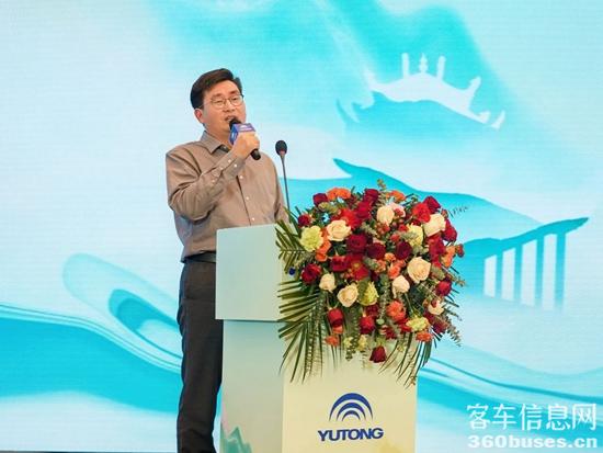 旅游天團共聚,宇通國風新車首發,2024山河萬里行貴州起航! 旅游天團共聚,宇通國風新車首發,2024山河萬里行貴州起航!