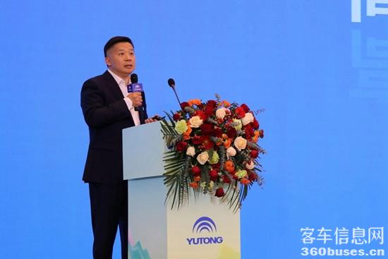 宇通+玉柴攜手助力中國旅游客運山河萬里行 宇通+玉柴攜手助力中國旅游客運山河萬里行