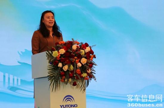 宇通+玉柴攜手助力中國旅游客運山河萬里行 宇通+玉柴攜手助力中國旅游客運山河萬里行