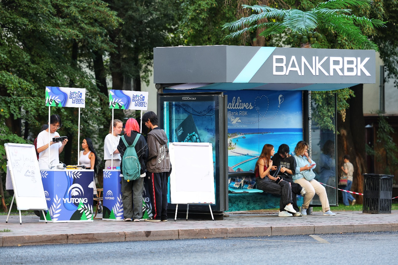 綠色點亮阿拉木圖 宇通攜手中國駐阿拉木圖總領事館共啟低碳出行新篇章 綠色點亮阿拉木圖 宇通攜手中國駐阿拉木圖總領事館共啟低碳出行新篇章