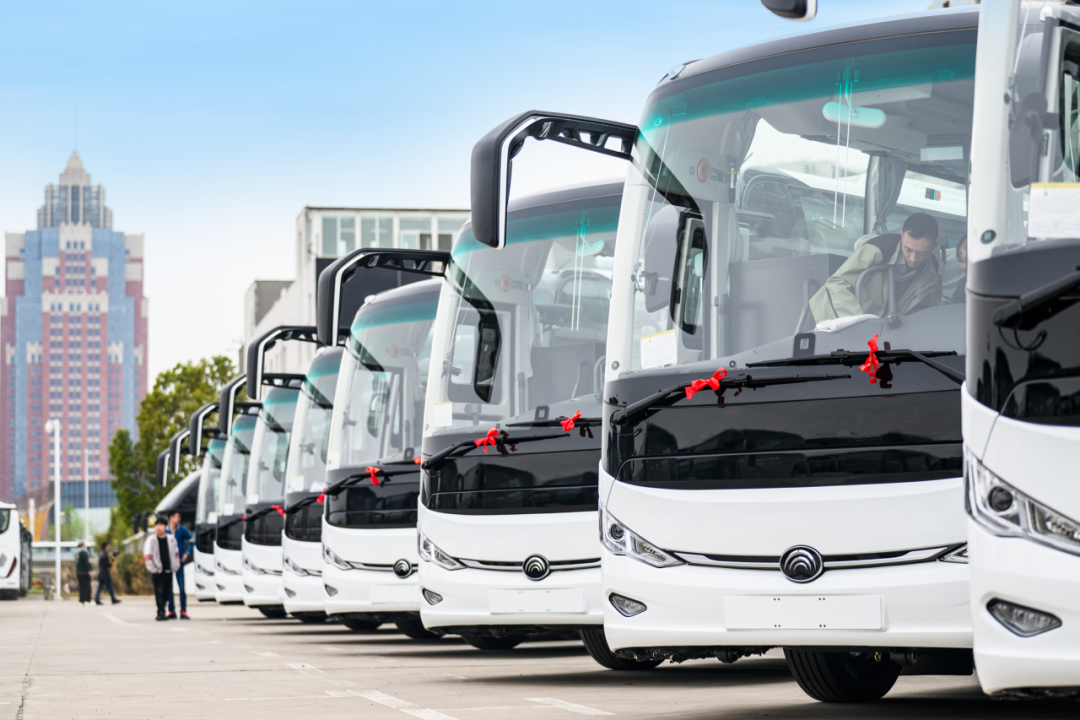 又100輛!宇通高端旅游客車再次批量交付新疆 又100輛!宇通高端旅游客車再次批量交付新疆