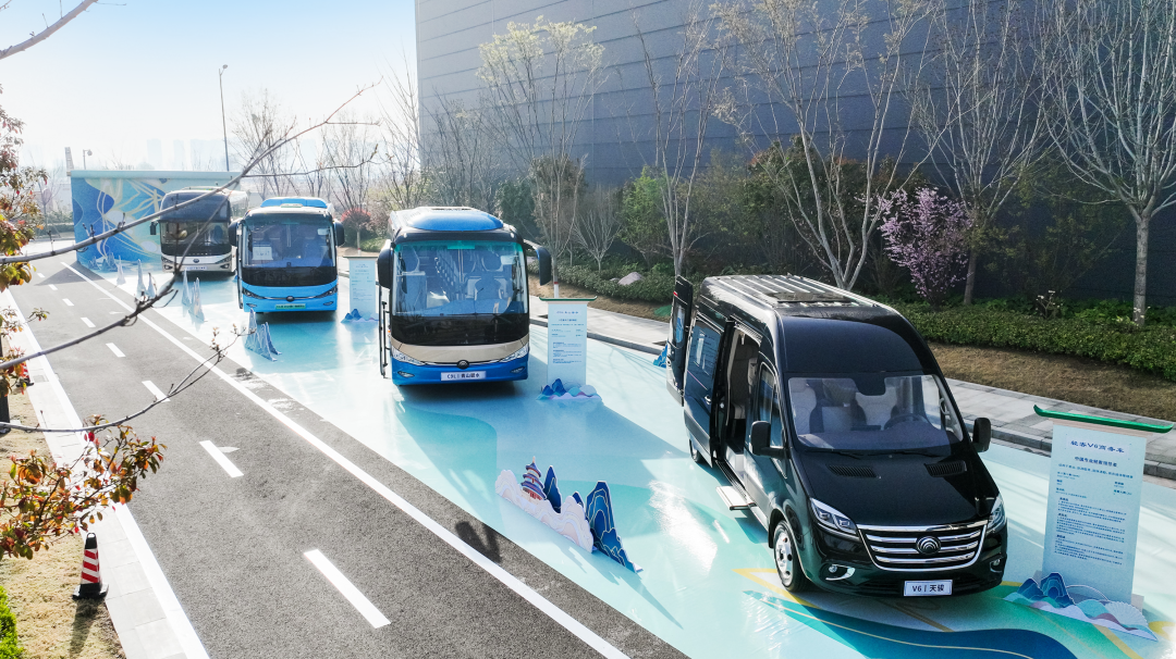 又100輛!宇通高端旅游客車再次批量交付新疆 又100輛!宇通高端旅游客車再次批量交付新疆