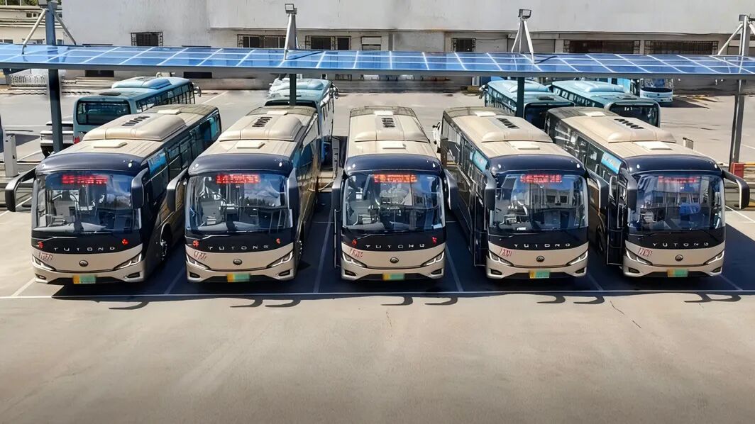 續(xù)航長(zhǎng)!補(bǔ)能快!宇通C11E助力長(zhǎng)春客運(yùn)綠色轉(zhuǎn)型惠民生 圖片